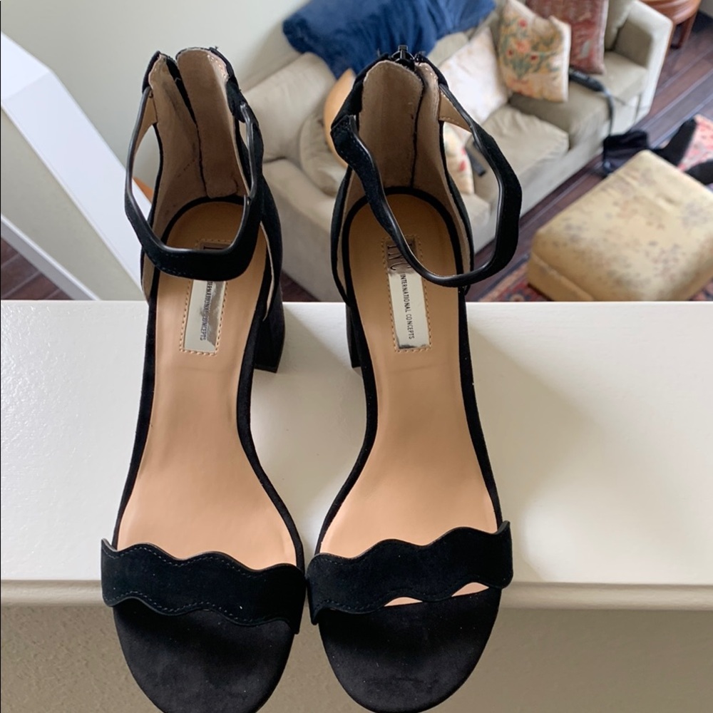 Elegant Black Women's Heels. Brand New!